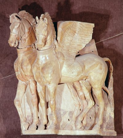 Zwei geflügelte Pferde vom Giebel eines Tempels, 4.-3. Jahrhundert v. Chr. von Etruscan